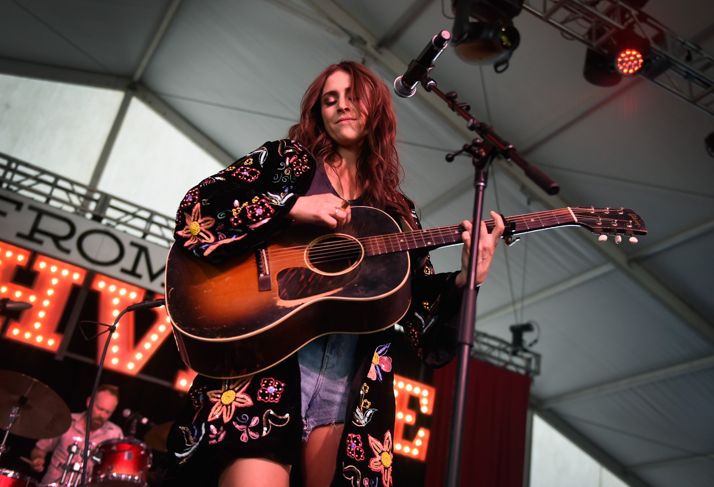 LAS VEGAS, NV - SEPTEMBER 30: Recording artist Kelleigh Bannen performs during the Route 91 Harvest country music festival at the Las Vegas Village on September 30, 2017 in Las Vegas, Nevada. (Photo by David Becker/Getty Images)