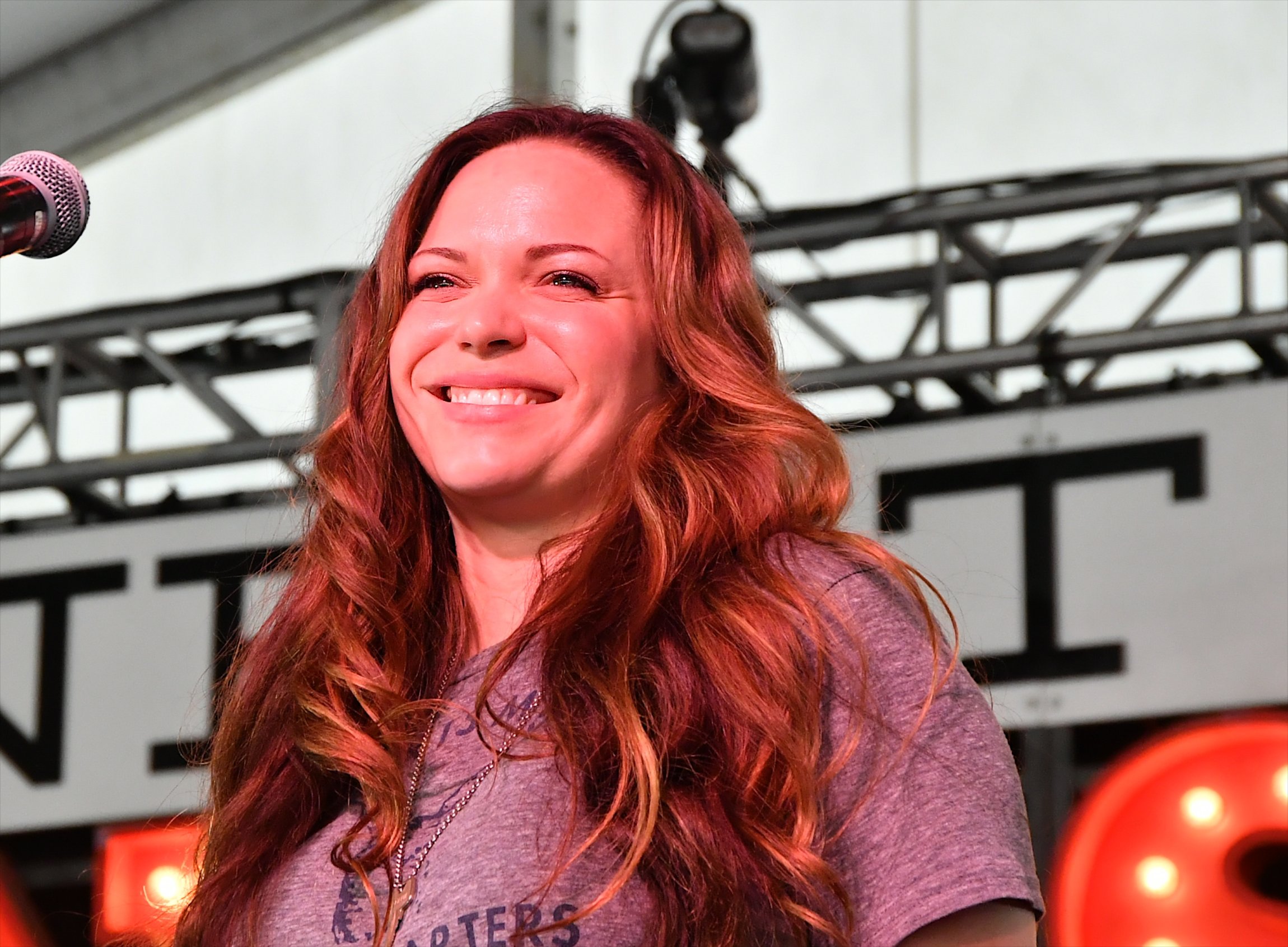 LAS VEGAS, NV - OCTOBER 01: Recording artist Jordan Mitchell performs during the Route 91 Harvest country music festival at the Las Vegas Village on October 1, 2017 in Las Vegas, Nevada. (Photo by Mindy Small/FilmMagic)