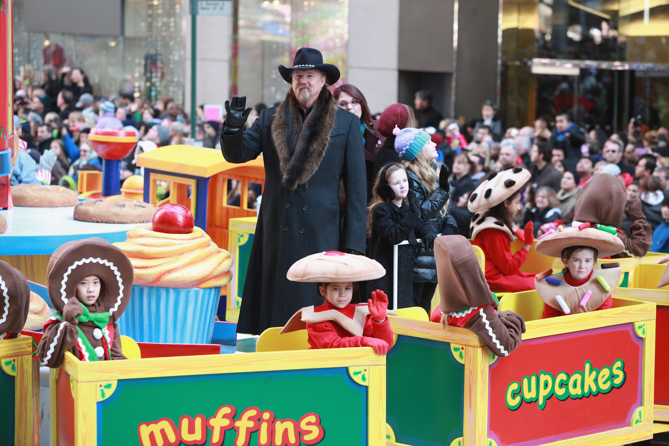 NEW YORK, NY - NOVEMBER 22: Country musician Trace Adkins attends the 86th Annual Macy's Thanksgiving Day Parade on November 22, 2012 in New York City. (Photo by Taylor Hill/FilmMagic)