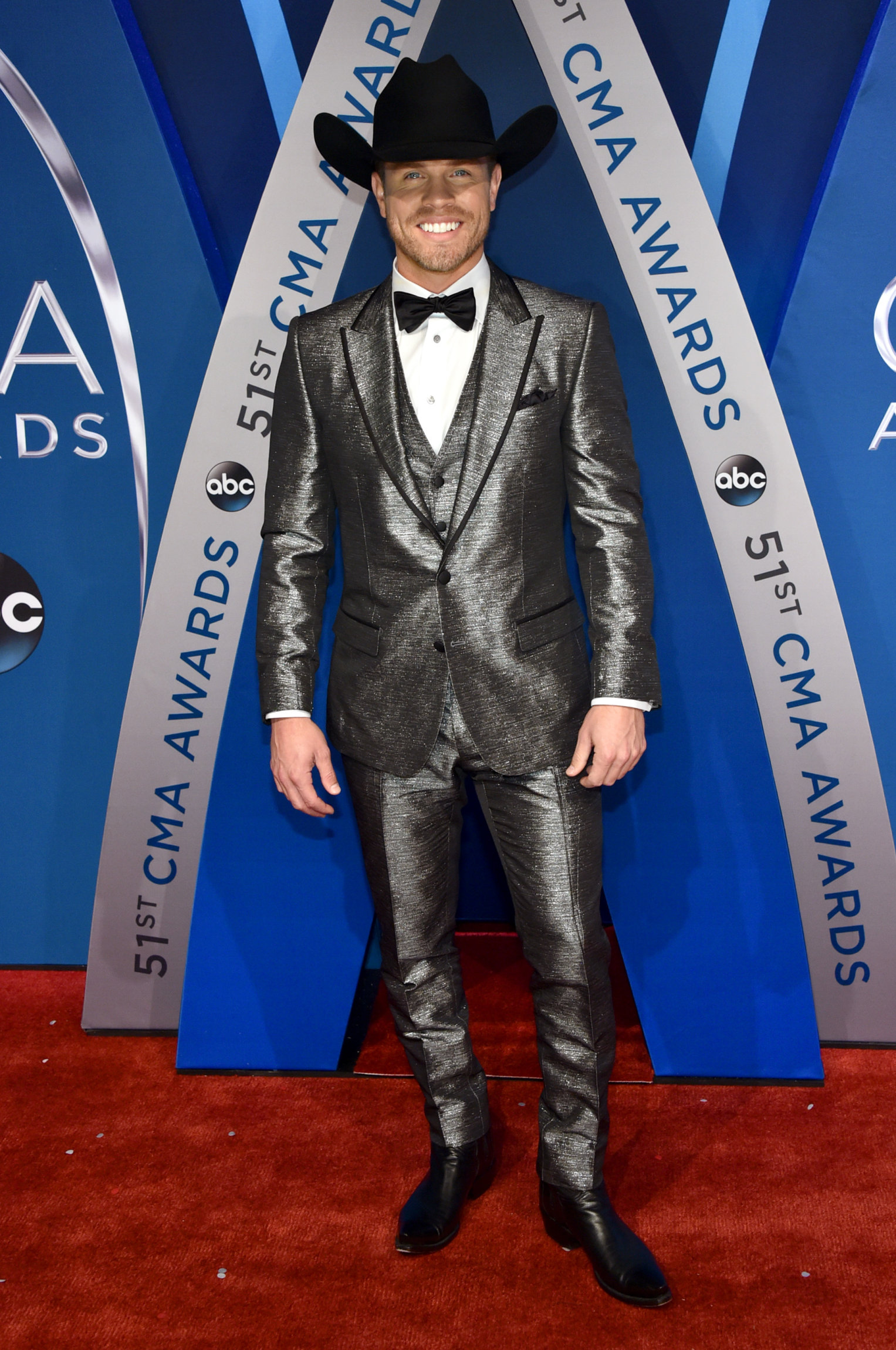 NASHVILLE, TN - NOVEMBER 08: Singer-songwriter Dustin Lynch attends the 51st annual CMA Awards at the Bridgestone Arena on November 8, 2017 in Nashville, Tennessee. (Photo by John Shearer/WireImage)