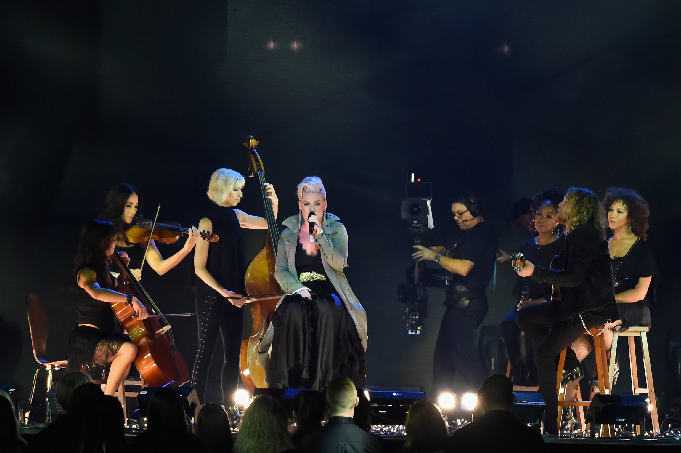 NASHVILLE, TN - NOVEMBER 08: Pink performs onstage at the 51st annual CMA Awards at the Bridgestone Arena on November 8, 2017 in Nashville, Tennessee. (Photo by Rick Diamond/Getty Images)