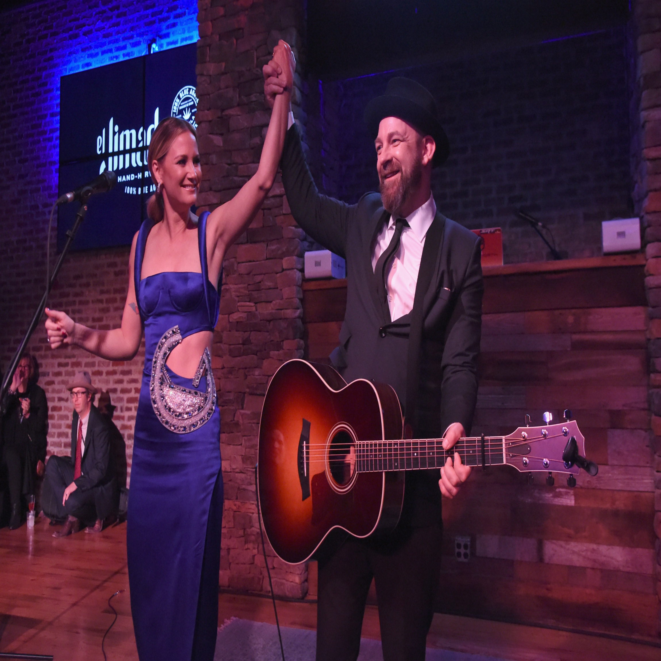 NASHVILLE, TN - NOVEMBER 09: Jennifer Nettles and Kristian Bush of Sugarland perform onstage during the Big Machine Label Group's celebration of the 51st Annual CMA Awards at FGL House in Nashville on November 8, 2017 in Nashville, Tennessee. (Photo by Rick Diamond/Getty Images for BMLG )