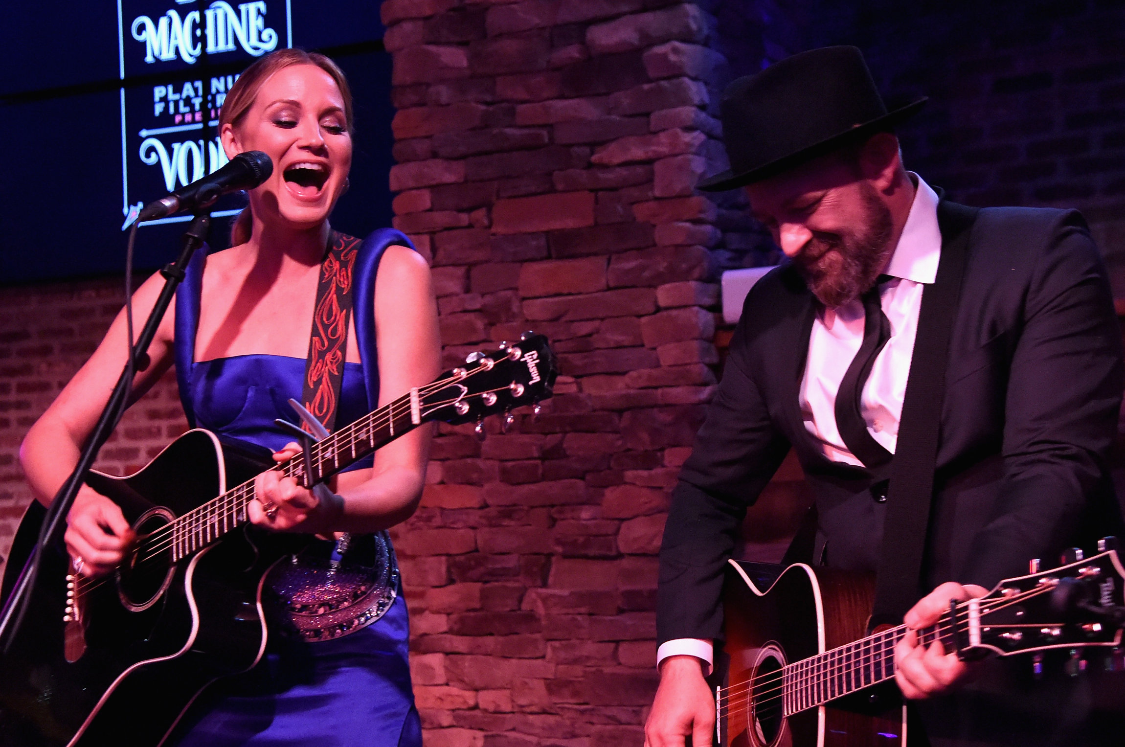 NASHVILLE, TN - NOVEMBER 09: Jennifer Nettles and Kristian Bush of Sugarland perform onstage during the Big Machine Label Group's celebration of the 51st Annual CMA Awards at FGL House in Nashville on November 8, 2017 in Nashville, Tennessee. (Photo by Rick Diamond/Getty Images for BMLG )