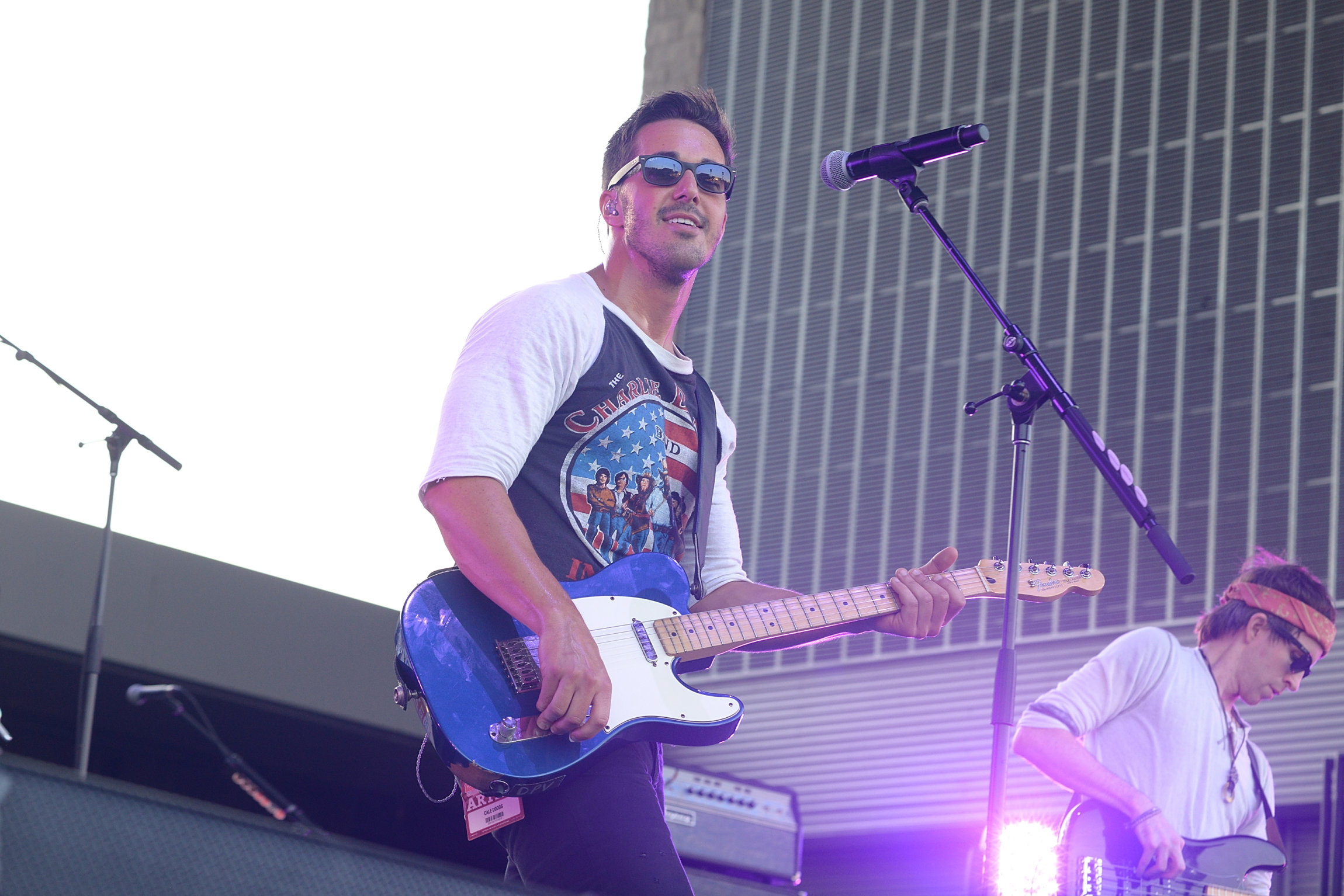 NASHVILLE, TN - JUNE 10: (EDITORIAL USE ONLY) Cale Dodds performs on the Cracker Barrel stage during CMA fest on June 10, 2017 in Nashville, Tennessee. (Photo by Beth Gwinn/Getty Images)