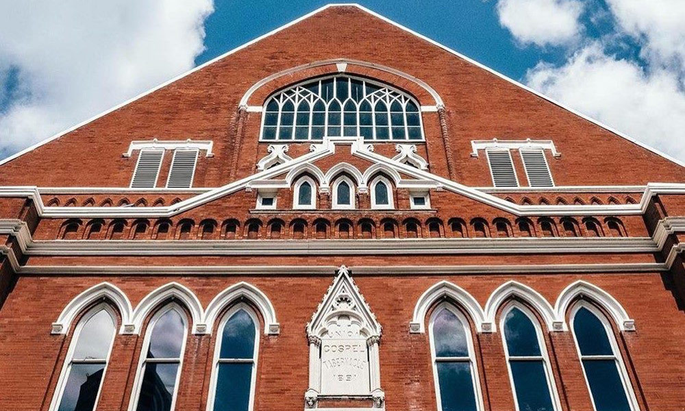 ryman-auditorium-exterior-detail-2016-courtesy-ryman-auditorium-facebook