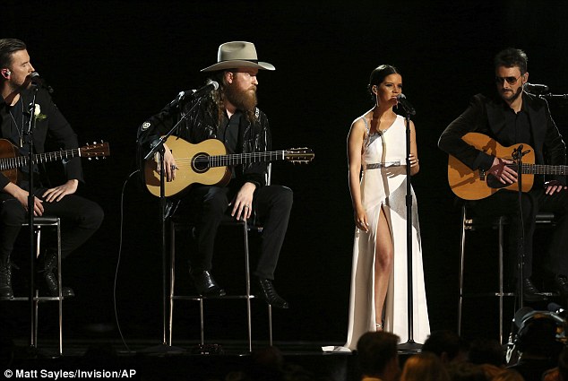 On Sunday night, the artists reunited Sunday on stage at the Grammy Awards to pay tribute to the Las Vegas victims