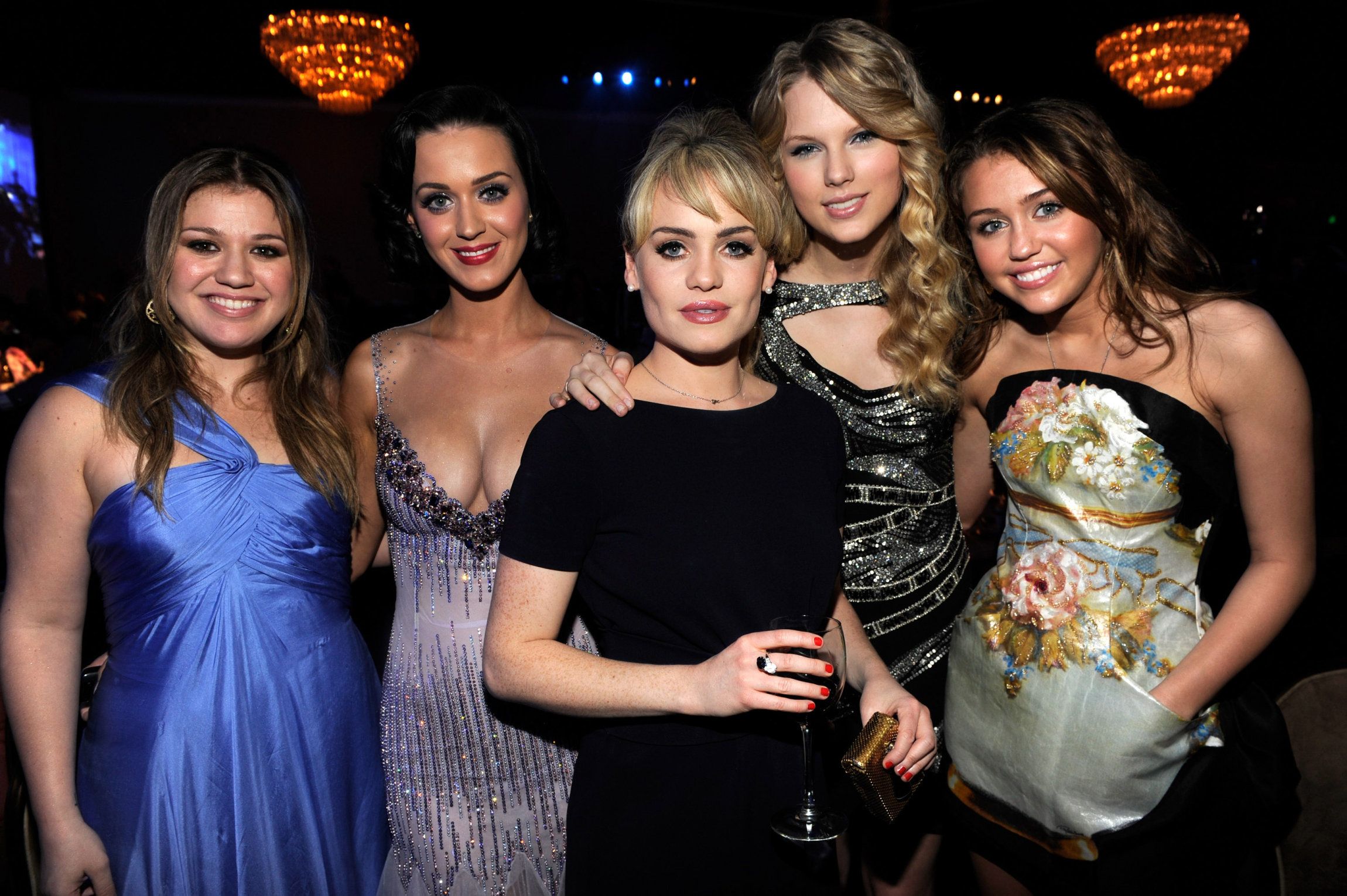 BEVERLY HILLS, CA - FEBRUARY 07: *EXCLUSIVE* Kelly Clarkson, Katy Perry, Duffy, Taylor Swift and Miley Cyrus attends the 2009 GRAMMY Salute To Industry Icons honoring Clive Davis at the Beverly Hilton Hotel on February 7, 2009 in Beverly Hills, California. (Photo by Kevin Mazur/WireImage)