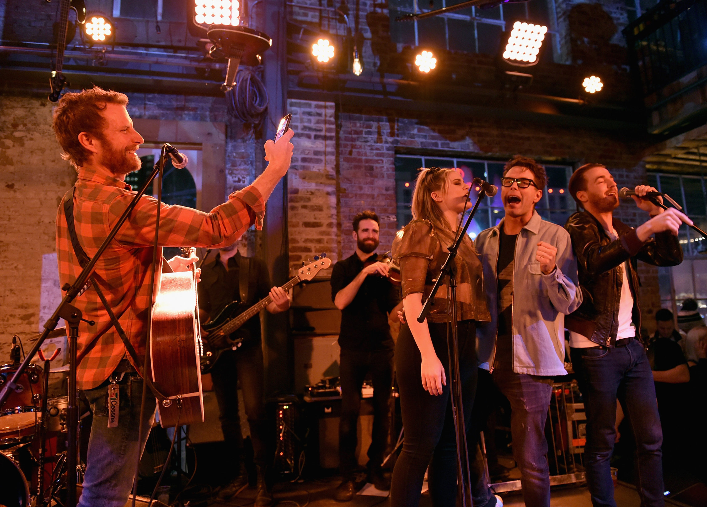 NASHVILLE, TN - JANUARY 14: Dierks Bentley performs onstage during the Nashville Opening of Dierks Bentley's Whiskey Row on January 14, 2018 in Nashville, Tennesse (Photo by John Shearer/Getty Images for Dierks Bentley's Whiskey Row Nashville)